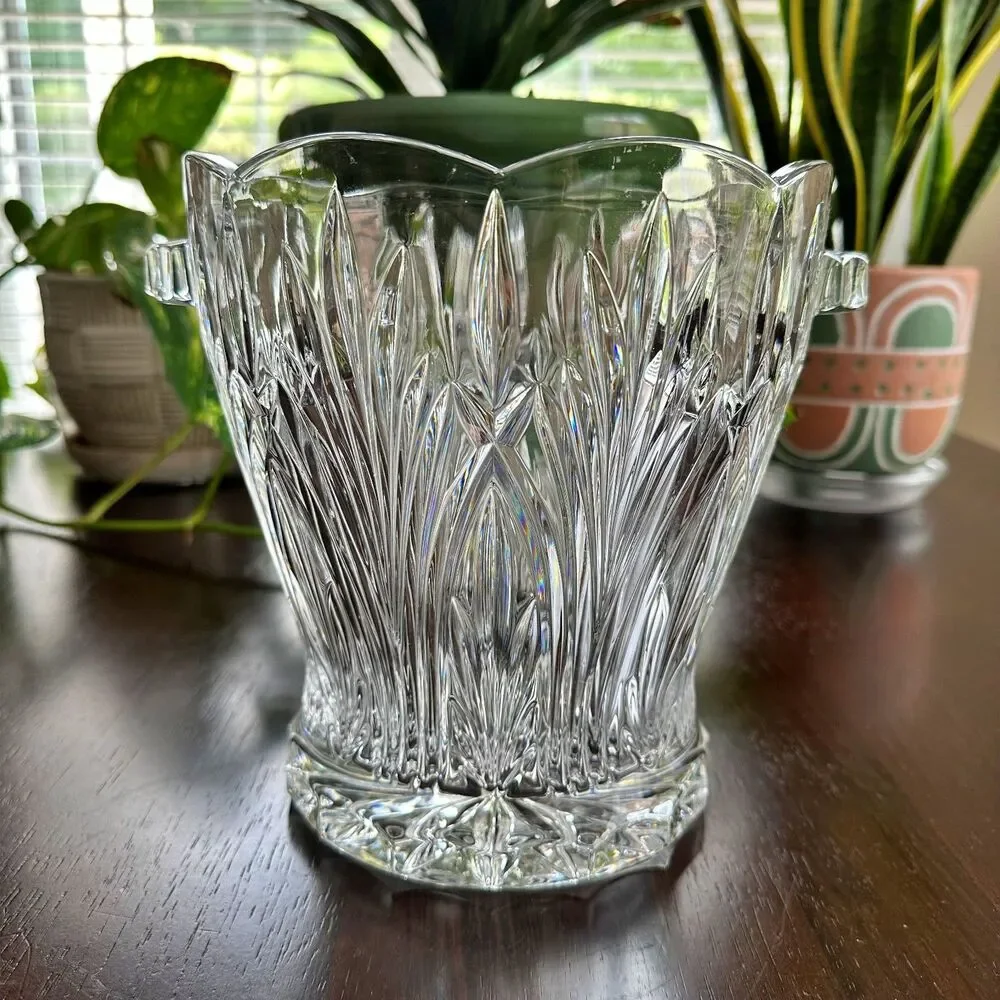 Bohemia 24% Lead Crystal Ice Bucket w/ Vertical Leaf Pattern Champagne Chiller
